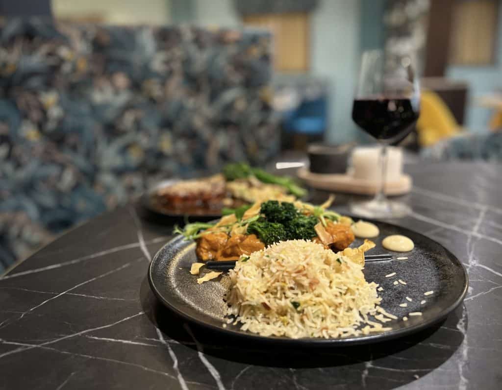 Blossoms Restaurant Main: Jackfruit curry with onion rice