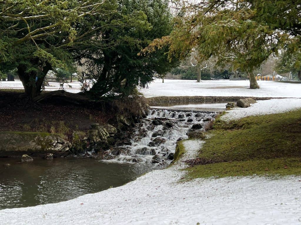 Weekend in Buxton: Pavilion gardens stream