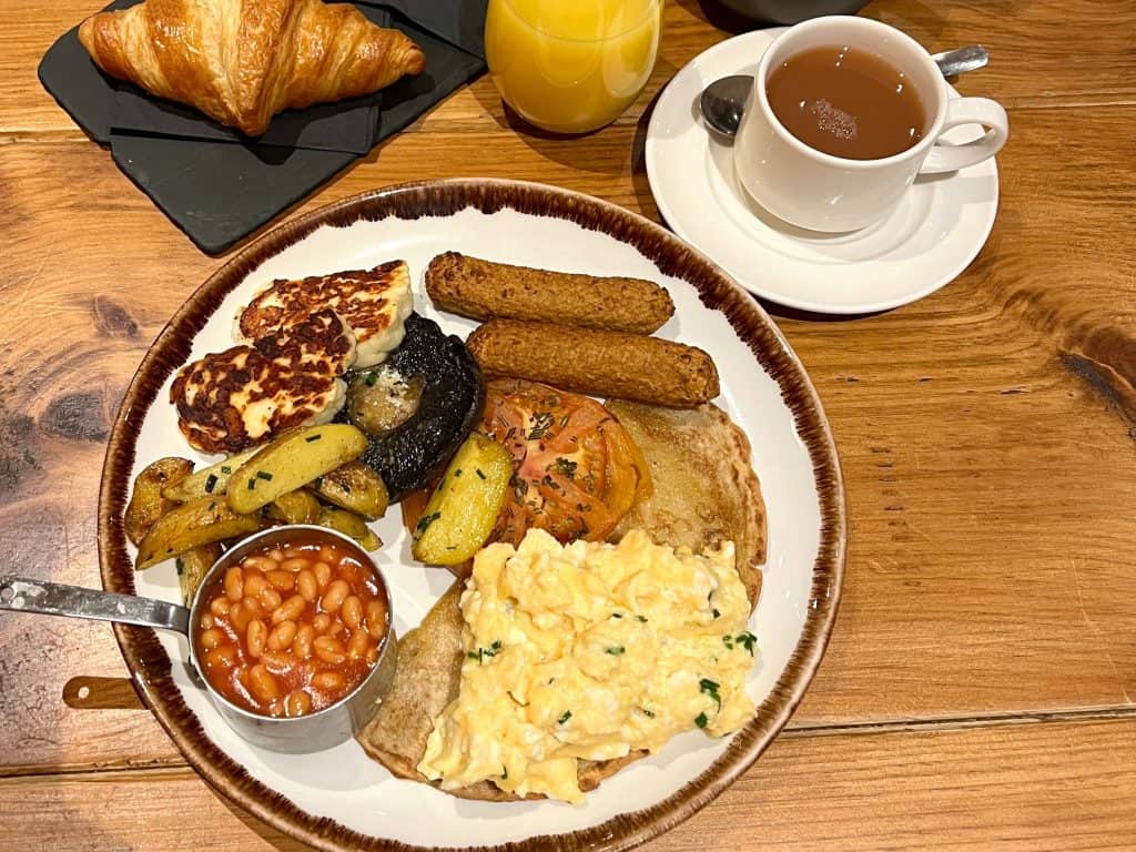 The Merchant's Yard Full Vegetarian Breakfast