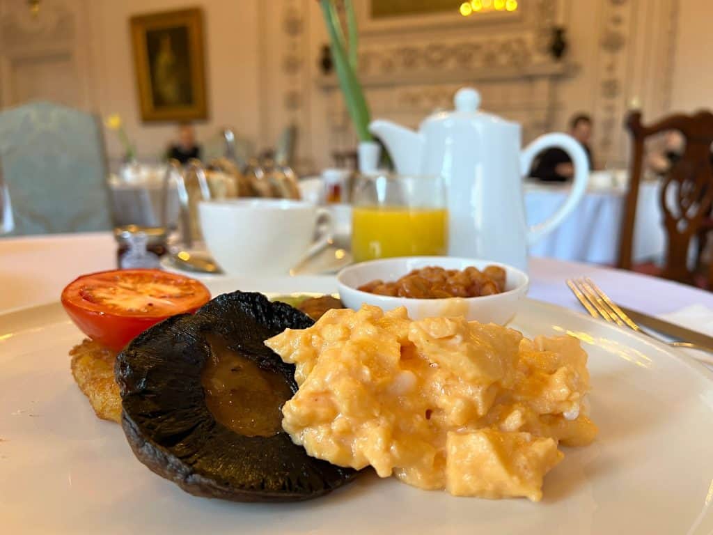 Full vegetarian breakfast at Stapleford Parkk