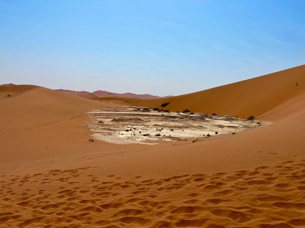 Best visit Sossusvlei: Deadvlei from a distance