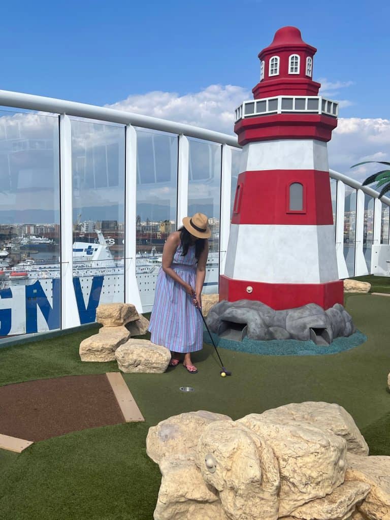 Mini Golf on Symphony of the Seas