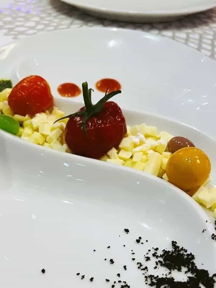 First-time cruise guide: Wonderland reconstructed Caprese