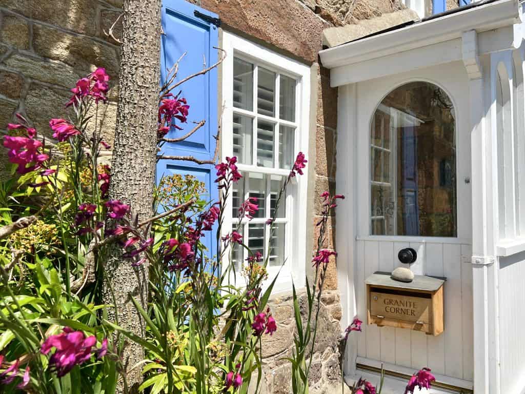 St. Rozel Bay houses