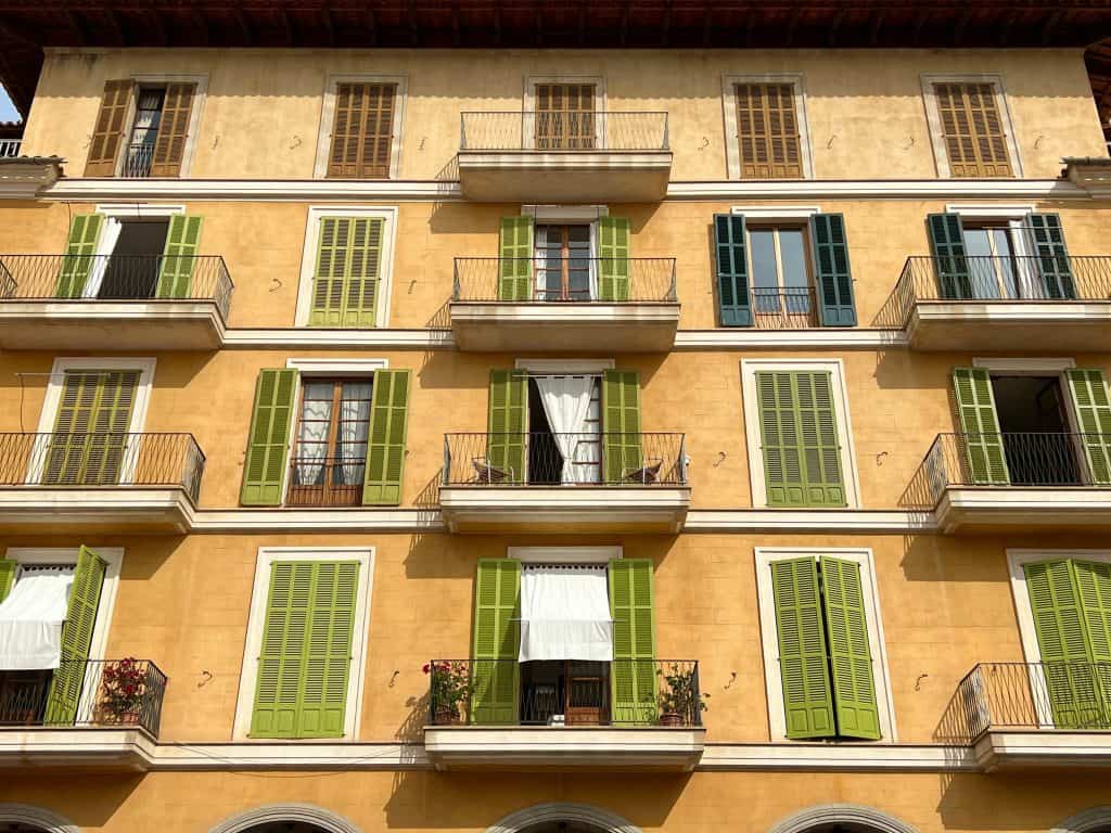 Plaça Major balconies