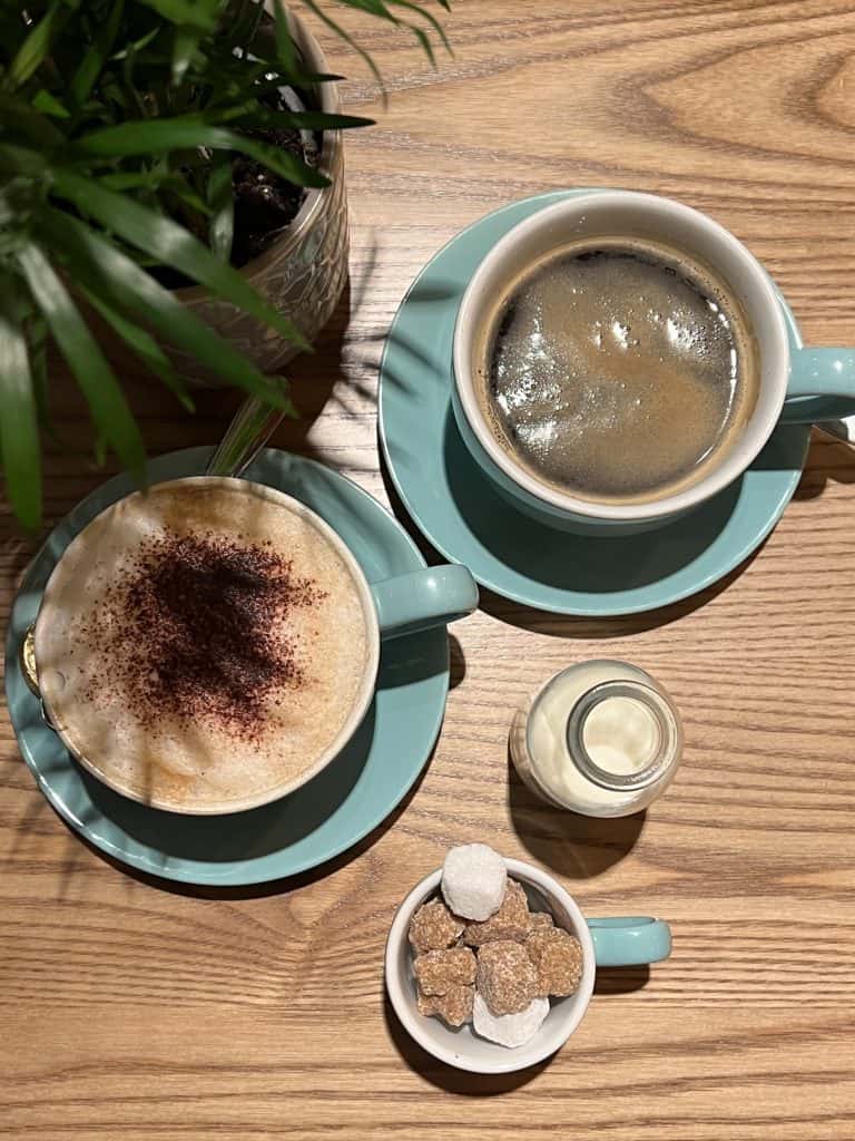 Americano and cappuccino top lay