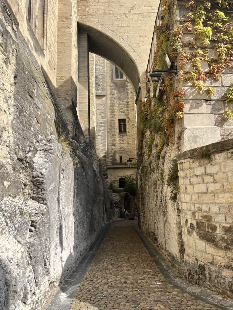 Avignon old town alleys