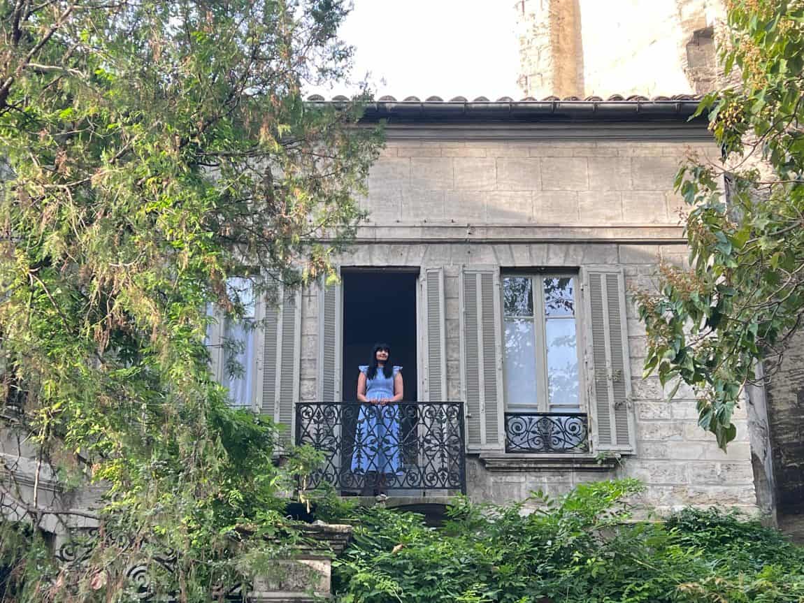Le Lieu Apartment Balcony with Bejal