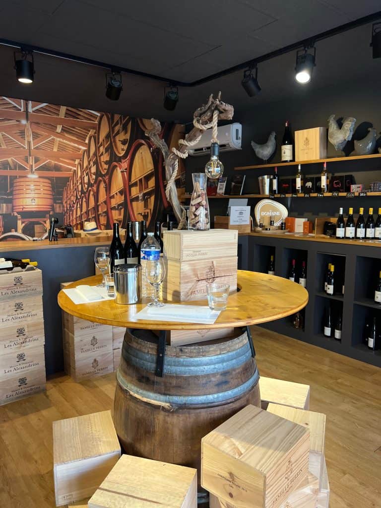 Wineries in Châteauneuf-du-Pape:Wine tasting set-up at Domaine de Beaucastel cellar