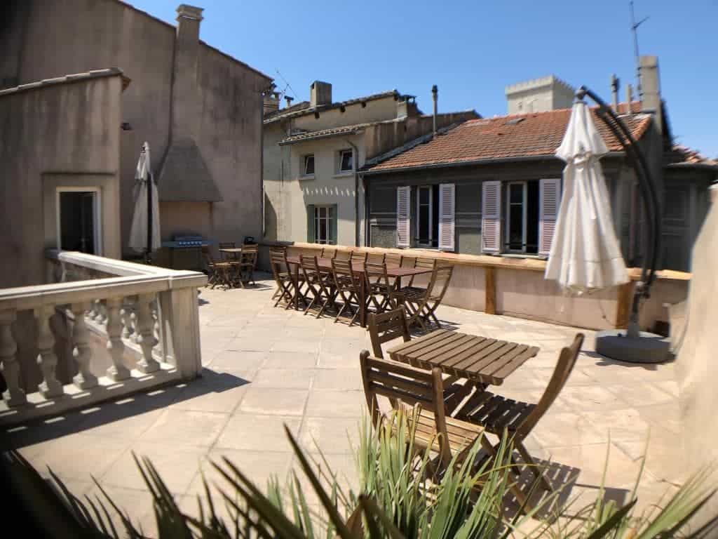 Historic Places to stay in Avignon: L'hombre du Palais terrace