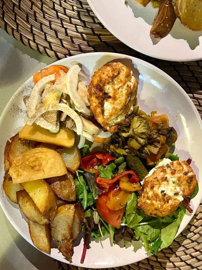 vegetarian-friendly food in Avignon: Mamma Corsica vegetable main