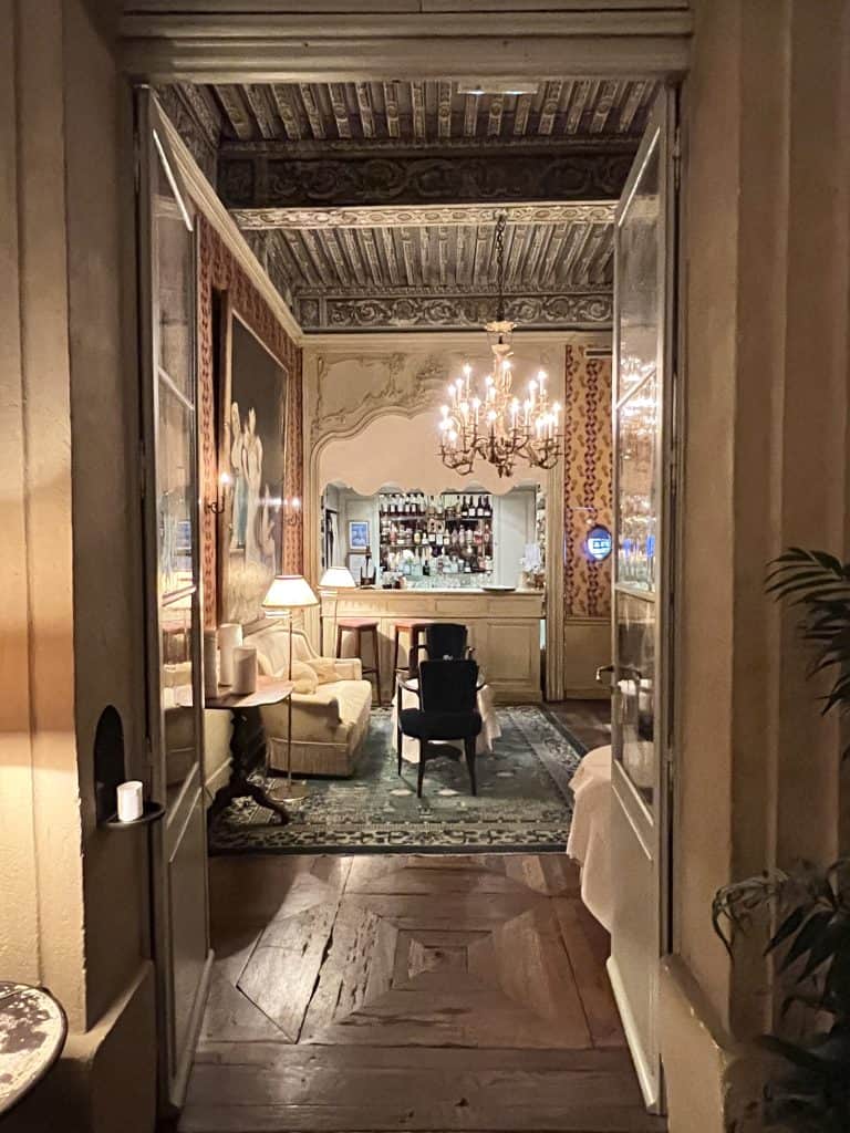 vegetarian-friendly food in Avignon: La Mirande Bar