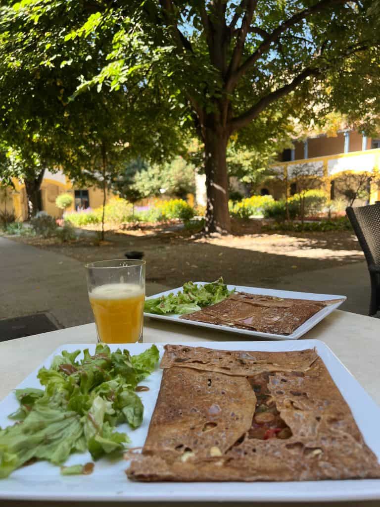 Le Bigouden ratatouille galettes