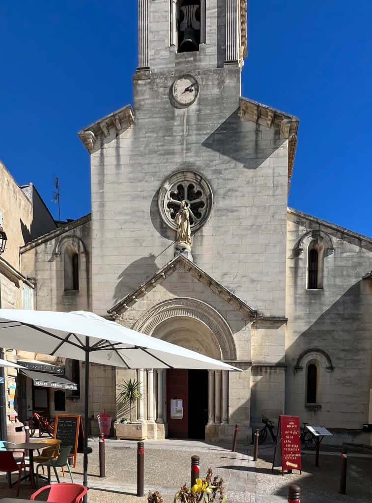 Baumes de Venise Church
