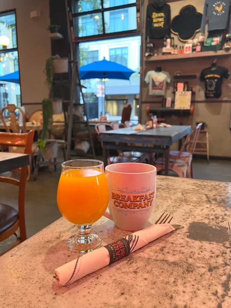 Orange juice and latte at the Gaslamp Breakfast Company, San Diego