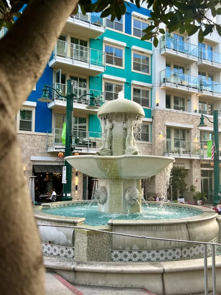 Piazza della Famiglia fountain with the Italy Food Hall in the background