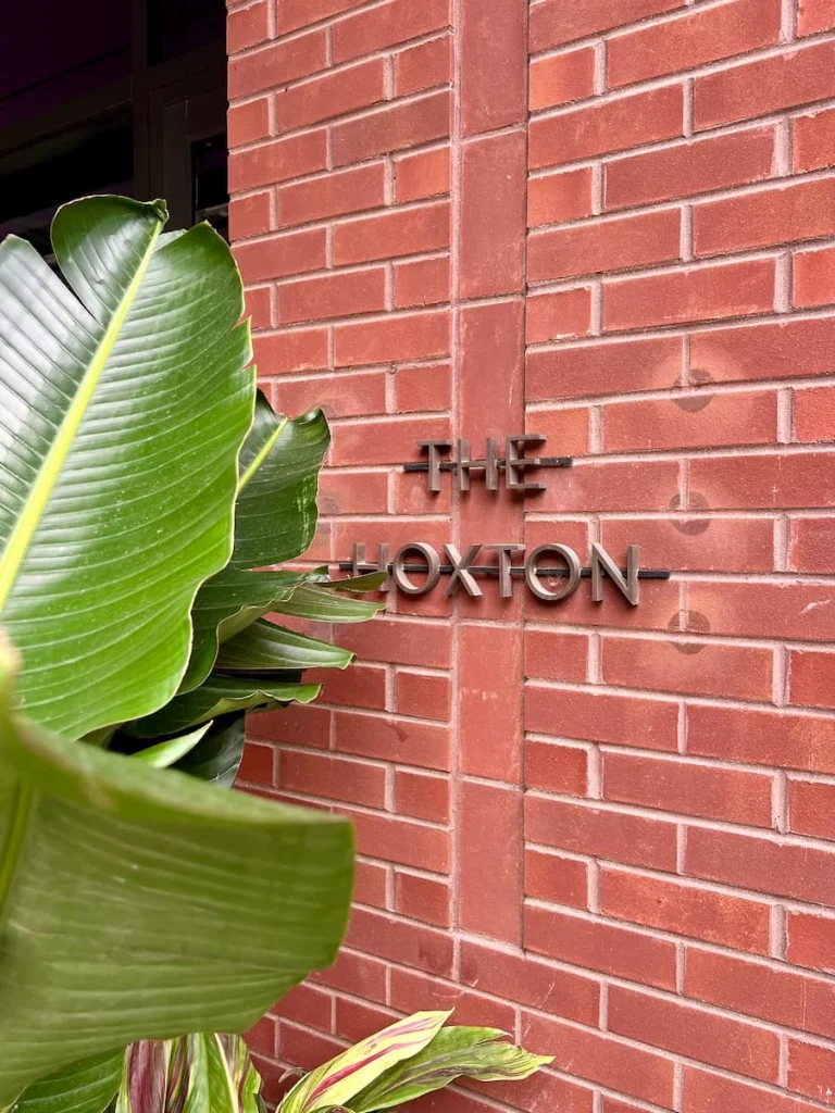 The Hoxton, exterior signage, Chicago