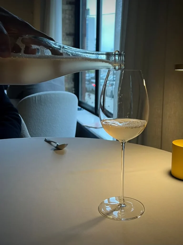 Spirit-free pairing wines being pured into glass at Indienne, Chicago