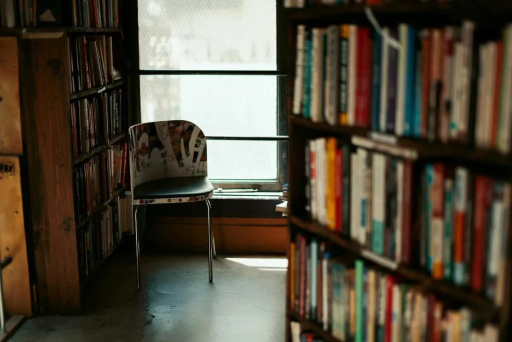 A sustainable guide to Chicago: books in a book store