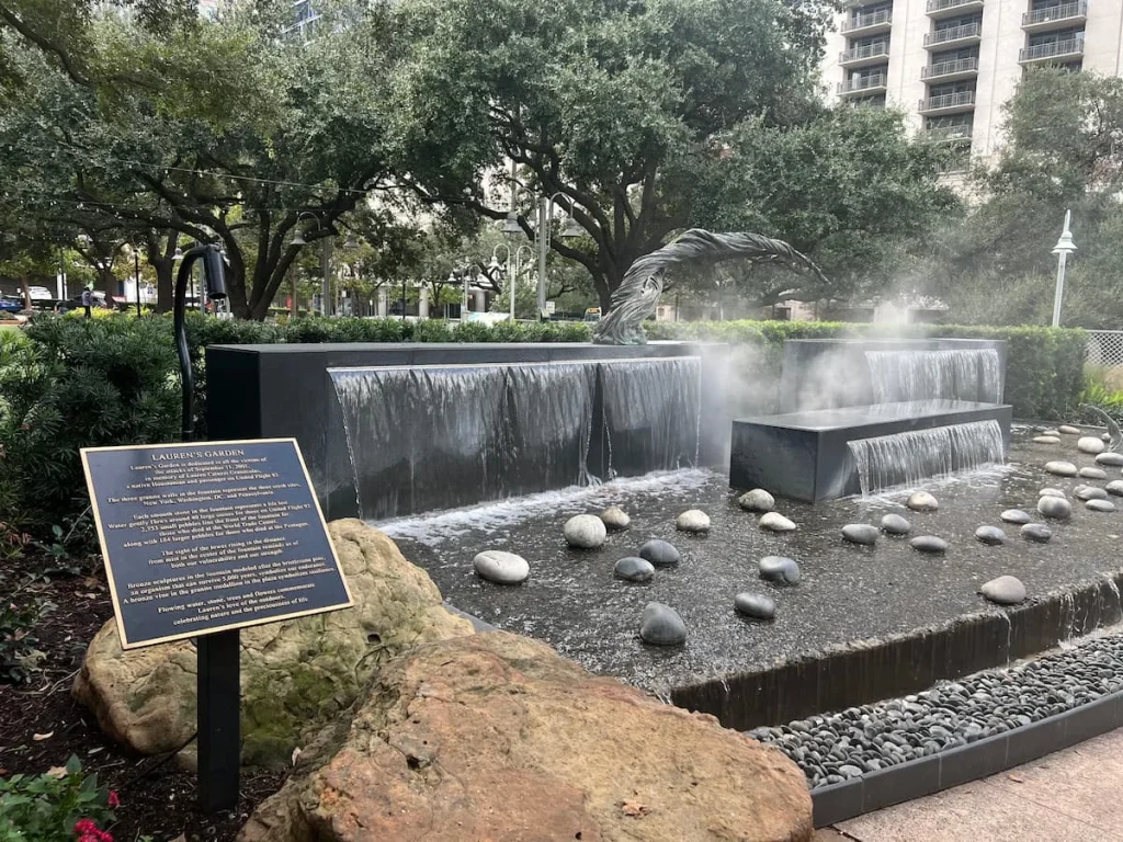 3 days in Houston: Market Square Laura's garden with fountain and stones