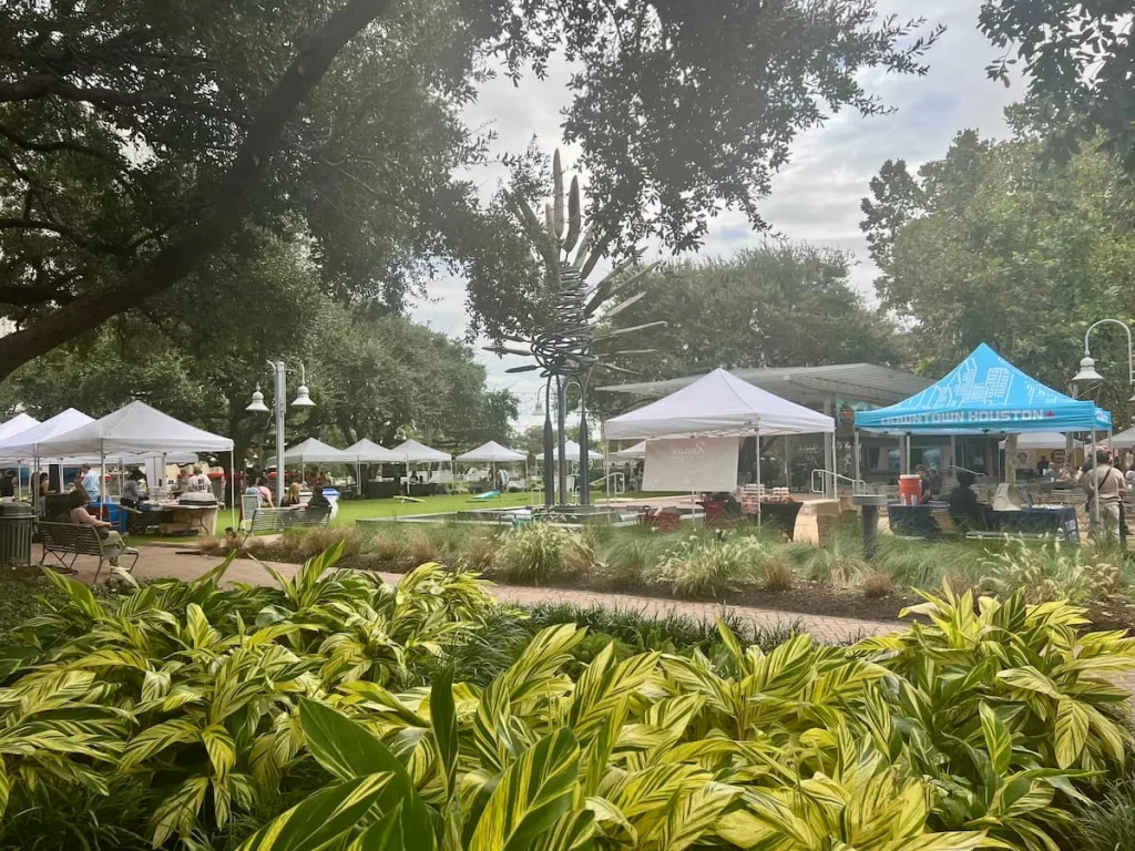 3 days in Houston: Market Sqaure Farmer's Market stalls
