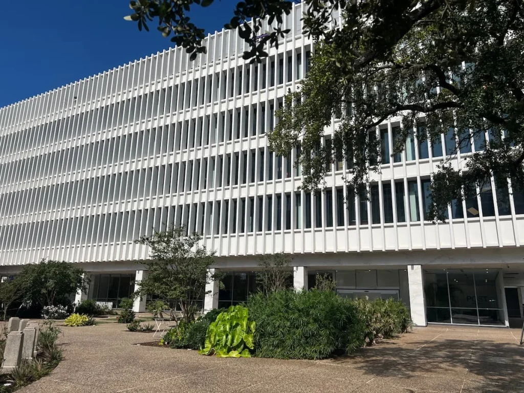 3 days in Houston: POST Houston exterior of building