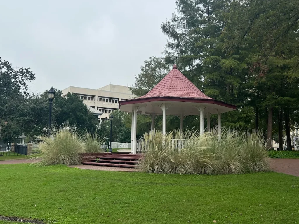 3 days in Houston: Sam Houston Park Bandstand