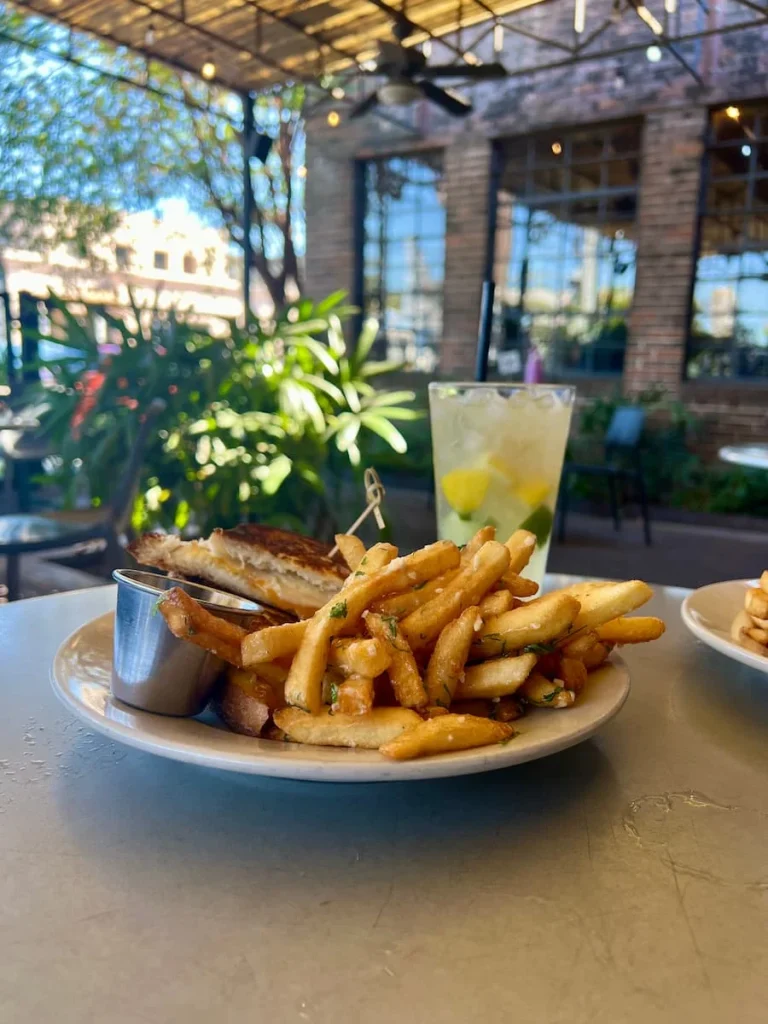 Vegetarian food in Houston: Brasil grilled cheese with fresh lemonade