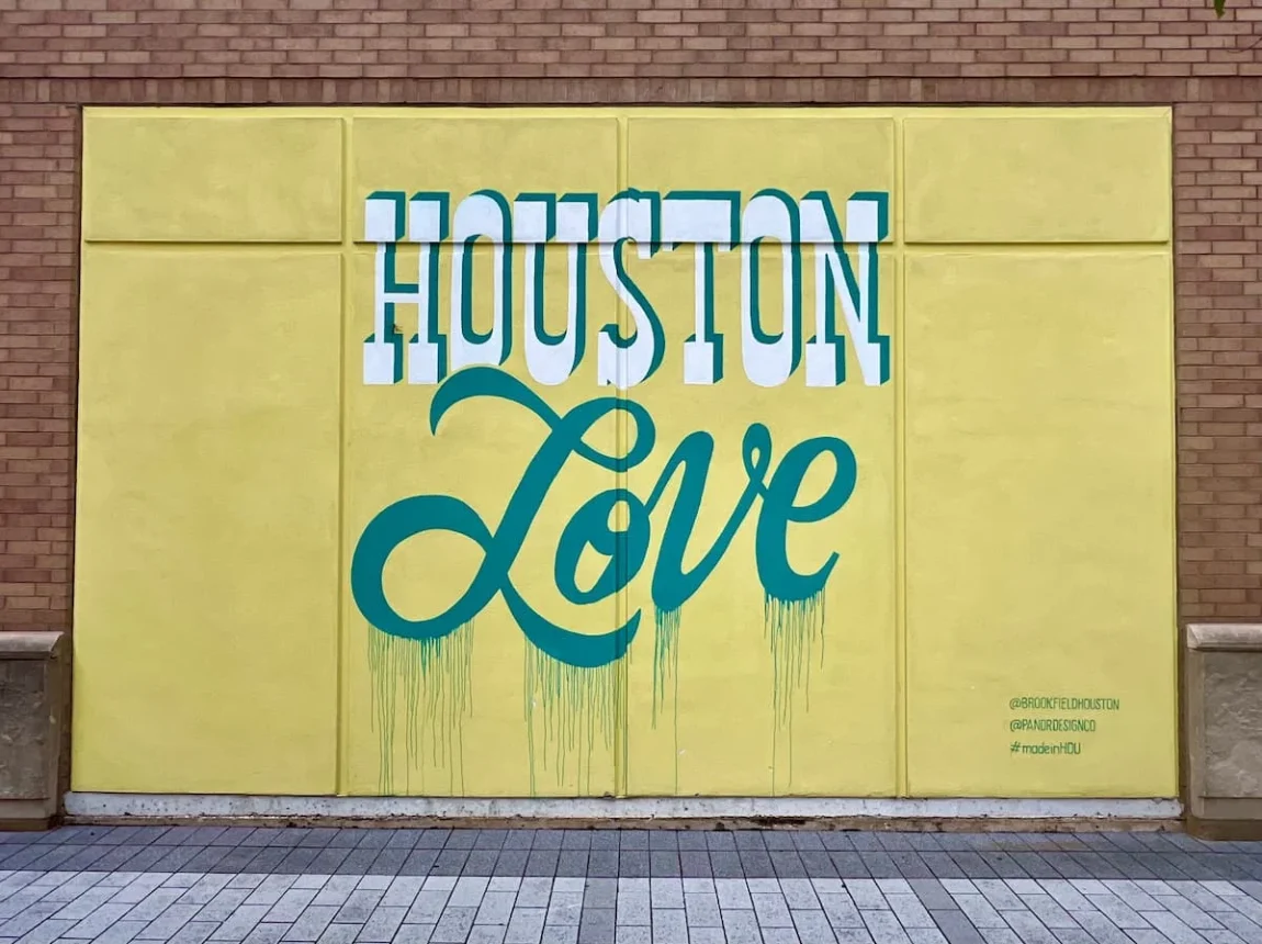 Photo locations in Houston: Houston Love Mural