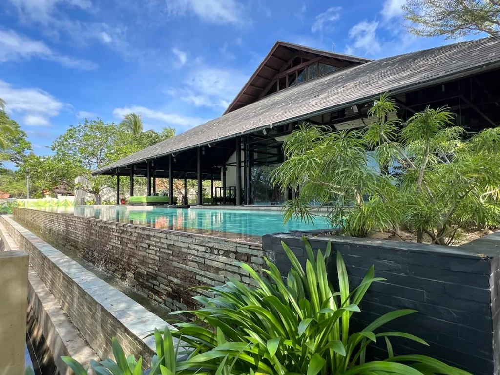 Things to do in Langkawi: External views of The Heavenly Spa by Westin, Langkawi with infinity pool