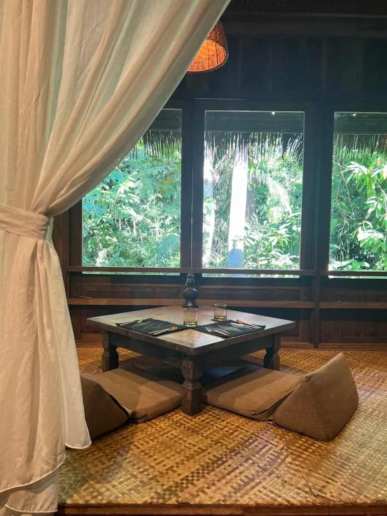 Sustainable luxury Datai Langkawi: Gulai House traditional floor seating